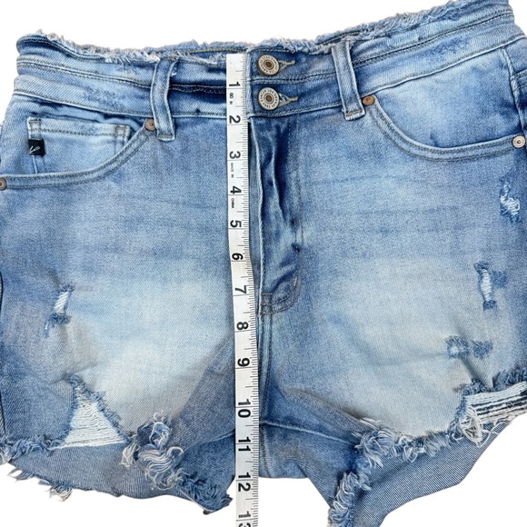 Kancan high rise distressed denim shorts frayed hem women’s size 29 - Picture 9 of 10